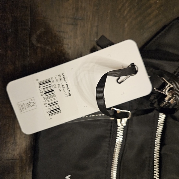 Varley Fanny pack NWT - Picture 3 of 3